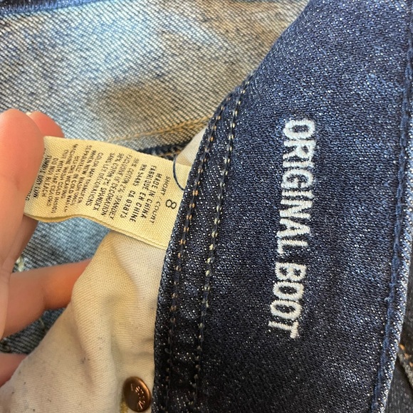 American Eagle Dark Wash Original Boot Cut Low Rise Jeans, Size 8 Short - Picture 4 of 4